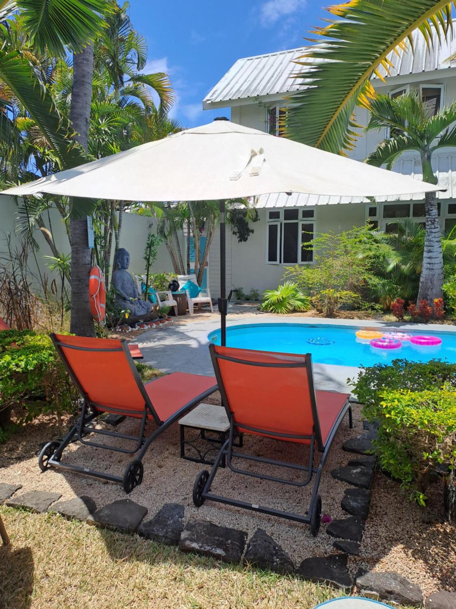 Explora Prestige Bed & Breakfast Blue Bay Bagian luar foto