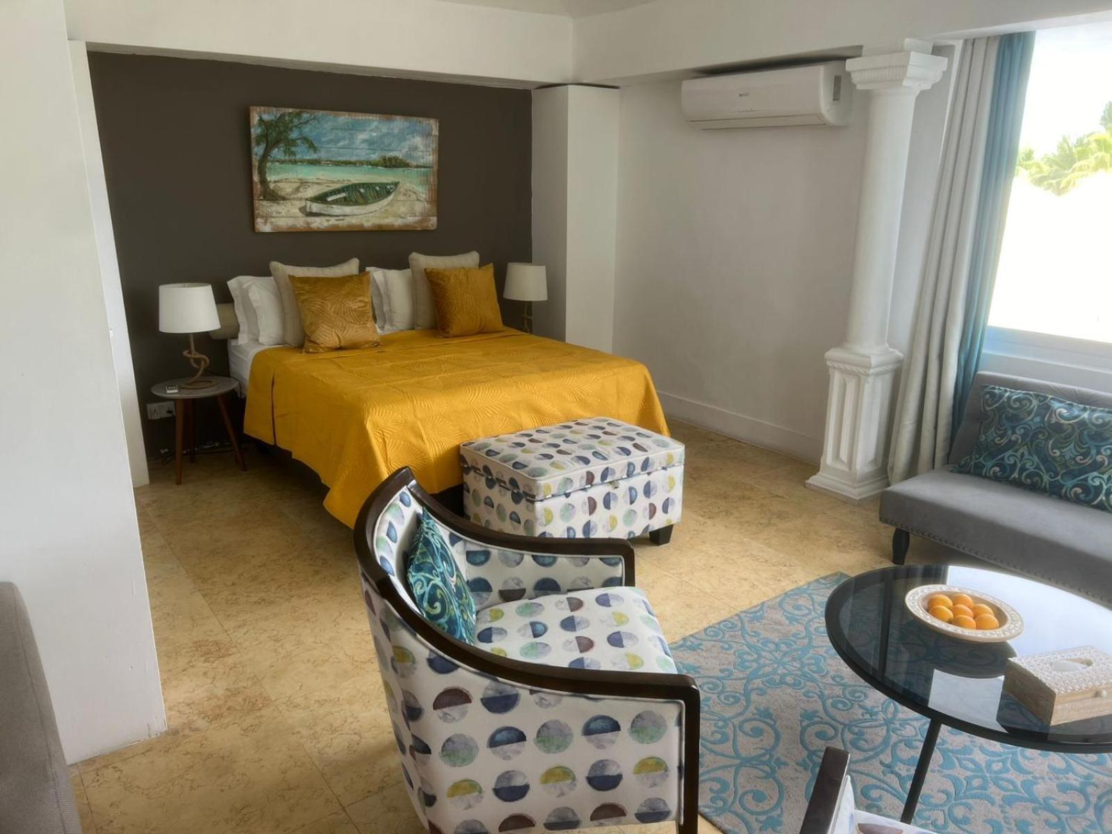 Explora Prestige Bed & Breakfast Blue Bay Bagian luar foto