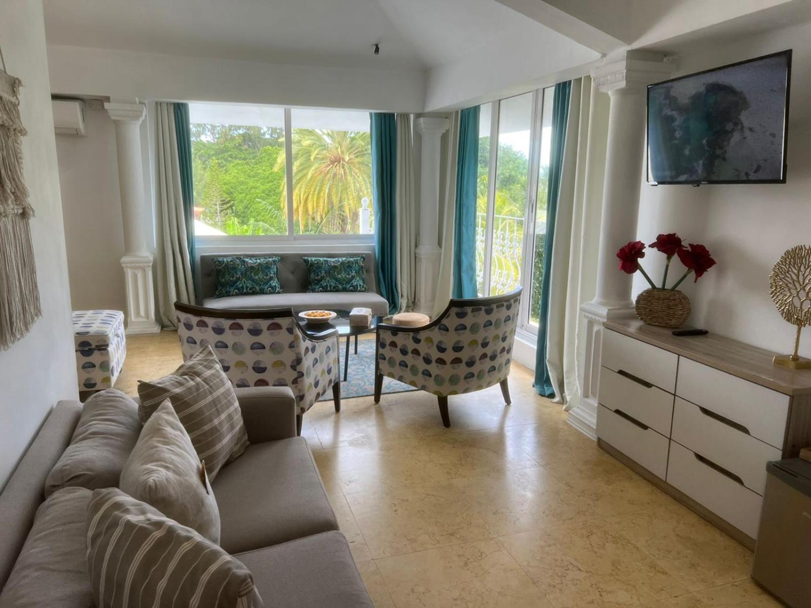 Explora Prestige Bed & Breakfast Blue Bay Bagian luar foto